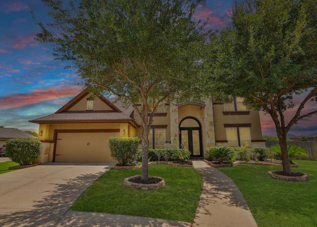 Property at 4403 Fawn Hill Ct, Sugar Land, TX 77479, 5 beds, 4.5 baths