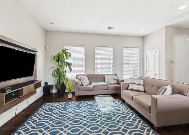 Property at 2805 Blodgett St Unit C, Houston, TX 77004, 3 beds, 3.5 baths
