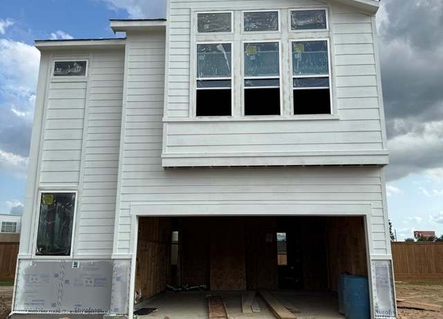 Property at 16037 Hayes Park Dr, Houston, TX 77079, 3 beds, 3.5 baths