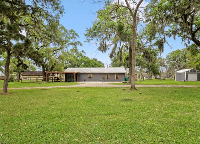 Property at 118 Dutch Lake Ct, Oyster Creek, TX 77541, 1 bed, 2 baths