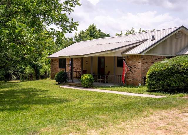 Property at 1933 Fm 1272, Grapeland, TX 75844, 3 beds, 2.5 baths