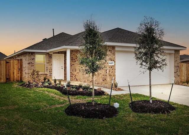 Property at 14403 Woodcott Warren Way, Rosharon, TX 77583, 3 beds, 2 baths