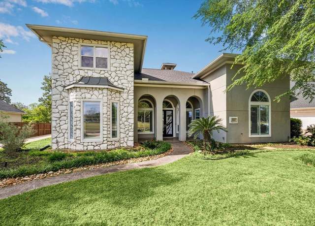 Property at 966 Bentwater Dr, Montgomery, TX 77356, 3 beds, 2.5 baths