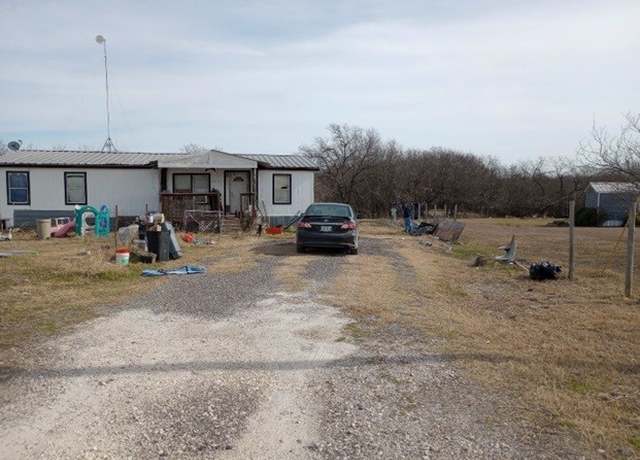 Property at 154 Meadowview Ln, Hubbard, TX 76648, 2 beds, 1 bath