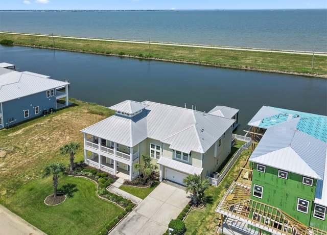 Property at 1110 Highborne Cay Ct, Texas City, TX 77590, 4 beds, 3.5 baths