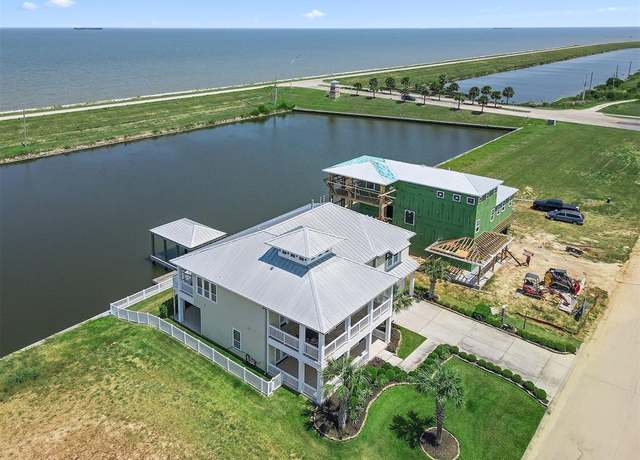 Property at 1110 Highborne Cay Ct, Texas City, TX 77590, 4 beds, 3.5 baths