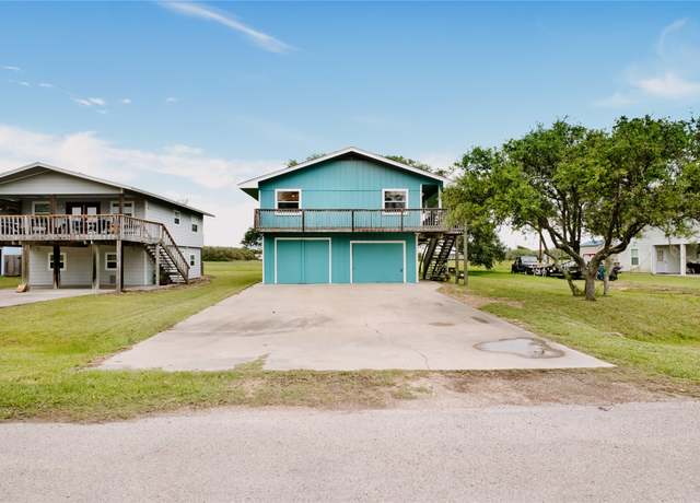 Property at 88 Bay St, Port O Connor, TX 77982, 3 beds, 3 baths