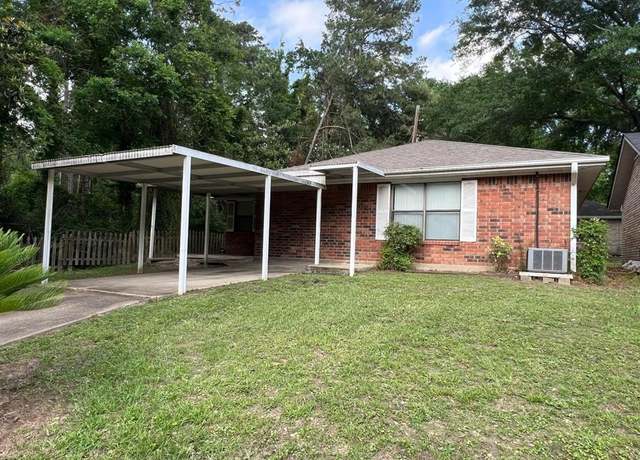Property at 1005 Black Walnut Ln, Jasper, TX 75951, 2 beds, 1 bath