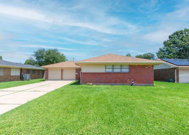 Property at 2018 16th Ave N, Texas City, TX 77590, 3 beds, 1.5 baths
