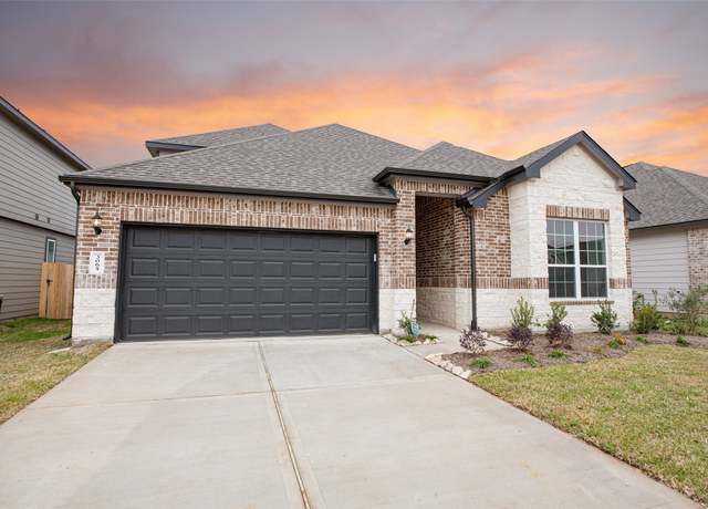 Property at 3065 Waxwing Dr, Brookshire, TX 77423, 4 beds, 3.5 baths