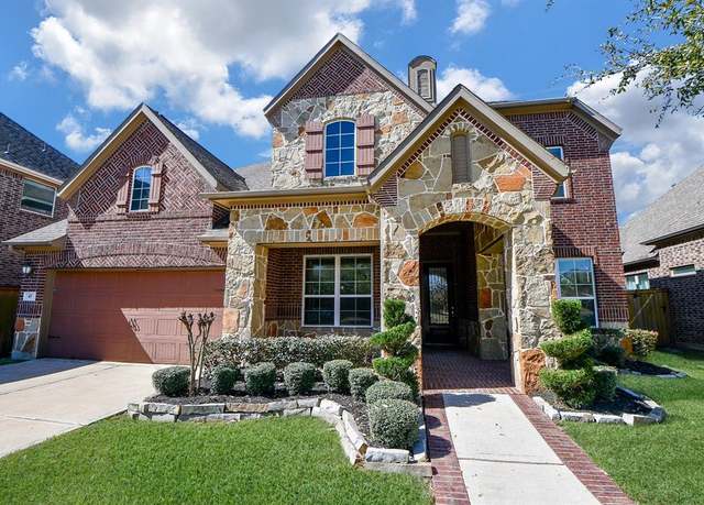Property at 47 Monarch Trl, Sugar Land, TX 77498, 4 beds, 3.5 baths