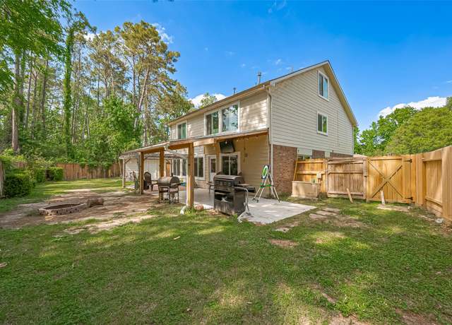 Property at 18346 Pine Post Ct, Porter, TX 77365, 4 beds, 2.5 baths
