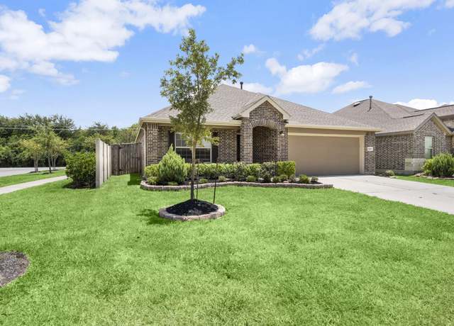 Property at 9438 Vicksburg Rd, Baytown, TX 77521, 4 beds, 2 baths