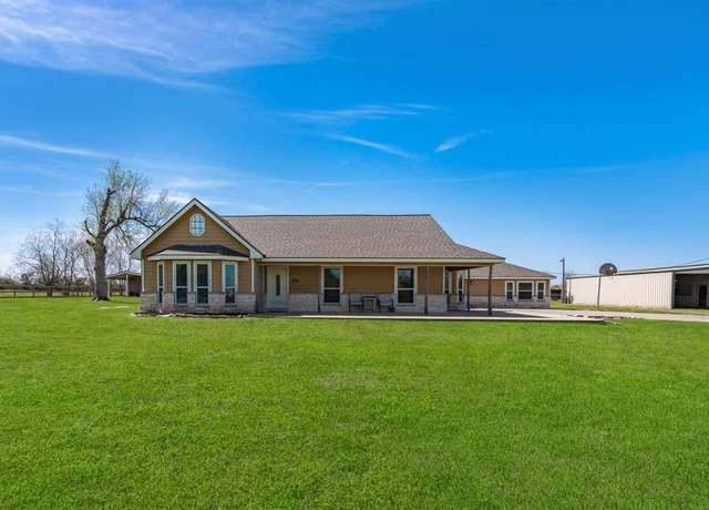 Property at 20107 Cross Pasture Rd, Waller, TX 77484, 3 beds, 2.5 baths