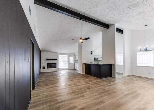 Property at 15038 Timberlea Dr, Houston, TX 77489, 3 beds, 2 baths