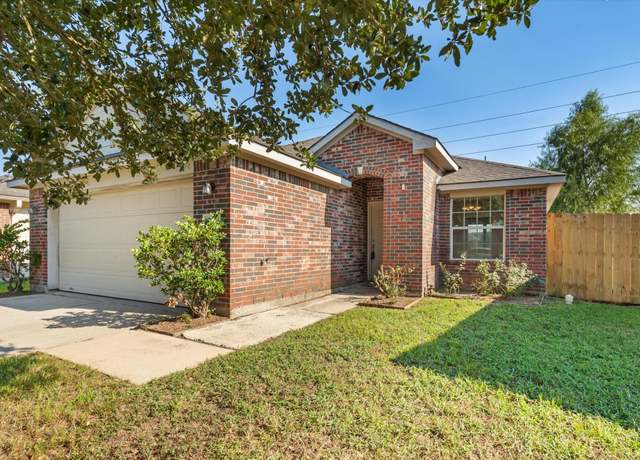 Property at 12426 Garden Gale Ln, Houston, TX 77044, 3 beds, 2 baths
