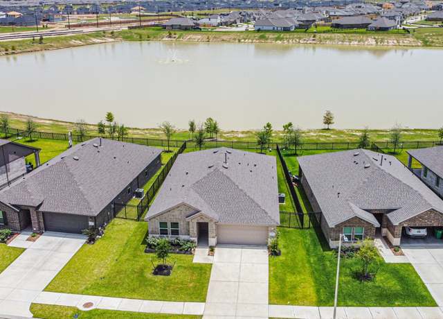 Property at 3041 Emerald Ocean Dr, Katy, TX 77493, 4 beds, 2 baths