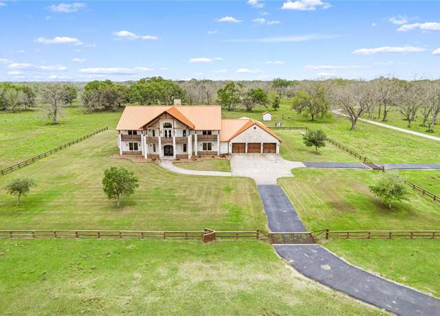 Property at 9474 Fm 524 E, Sweeny, TX 77480, 5 beds, 4.5 baths