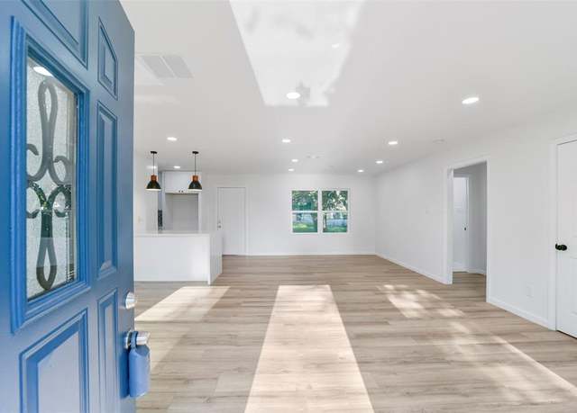 Property at 4330 Heite St, Houston, TX 77022, 3 beds, 2 baths