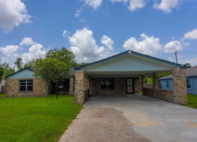 Property at 5610 Milart St, Houston, TX 77021, 3 beds, 2.5 baths