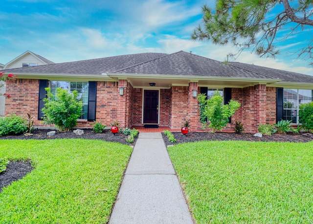 Property at 2515 Purple Horse Dr, League City, TX 77573, 4 beds, 2 baths