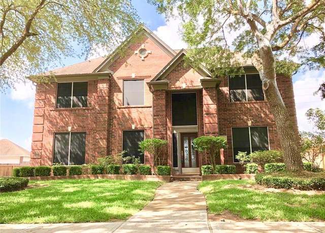 Property at 4738 Summer Lakes Sts, Missouri City, TX 77459, 4 beds, 3.5 baths