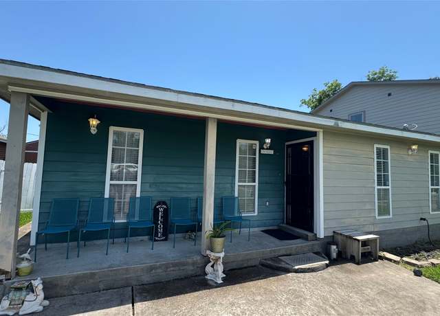 Property at 218 N Texas St, Texas City, TX 77591, 2 beds, 1 bath