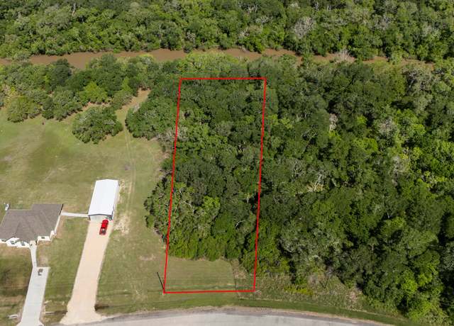 Property at 10 River Hollow Way, Blessing, TX 77419