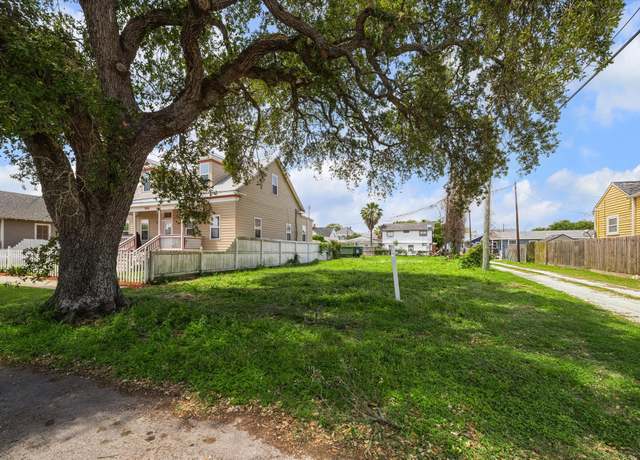 Property at 2918 Avenue L, Galveston, TX 77550