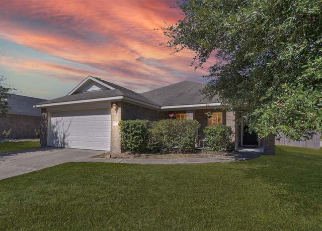 Property at 7102 Durango Creek Dr, Magnolia, TX 77354, 4 beds, 2 baths