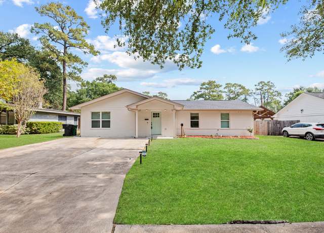 Property at 4106 Gardendale Dr, Houston, TX 77092, 4 beds, 3 baths