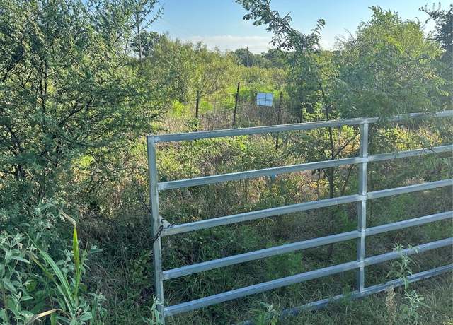Property at 1561 Cr 428, Dime Box, TX 77853