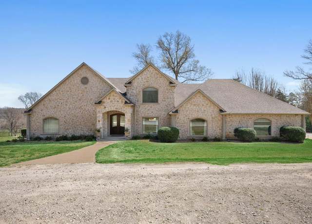 Property at 300 N County Road 1865, Grapeland, TX 75844, 3 beds, 3 baths