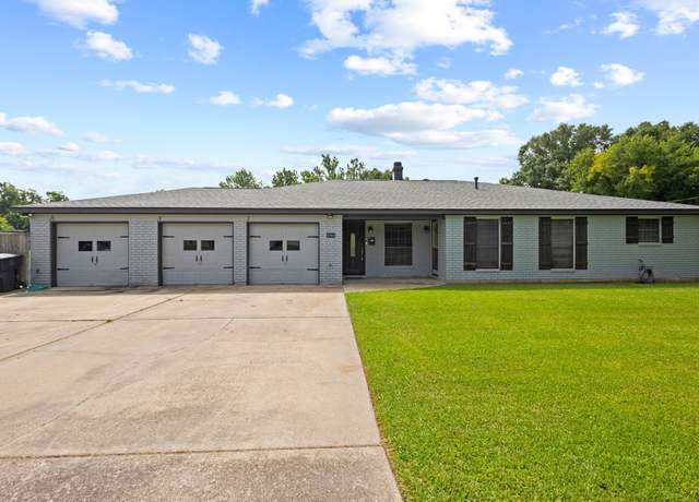 Property at 6404 Val St, Groves, TX 77619, 4 beds, 2 baths