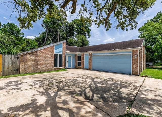 Property at 12126 Holly Stone Dr, Houston, TX 77070, 4 beds, 2 baths