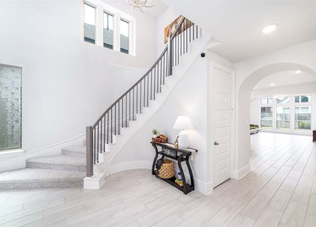 Property at 7023 Golden Groundsel Dr, Katy, TX 77493, 4 beds, 3.5 baths