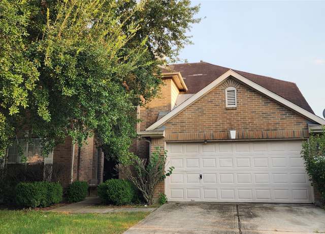 Property at 1303 Coppermeade Dr, Houston, TX 77067, 5 beds, 2.5 baths
