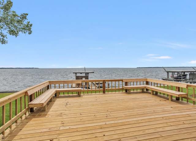 Property at 254 Cedar Ln, Livingston, TX 77351, 3 beds, 2 baths