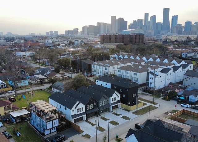 Property at 2708 Fox St, Houston, TX 77003, 3 beds, 3.5 baths
