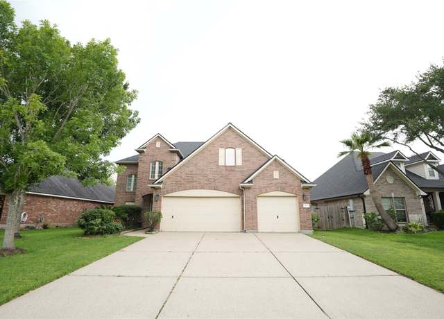 Property at 2631 Aztec Ct, League City, TX 77573, 4 beds, 3 baths