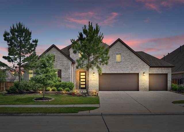 Property at 4128 Wooded Bend Dr, Spring, TX 77386, 3 beds, 3.5 baths