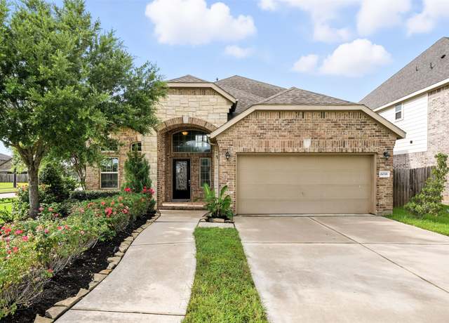Property at 6038 Jenna Way, Rosenberg, TX 77471, 4 beds, 3.5 baths