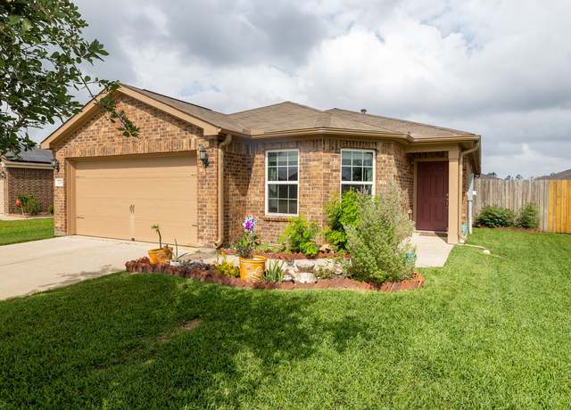 Property at 2308 Manta Way, La Marque, TX 77568, 3 beds, 2 baths