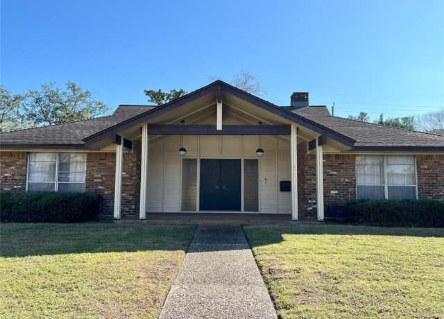 Property at 12315 Barryknoll Ln, Houston, TX 77024, 4 beds, 2 baths