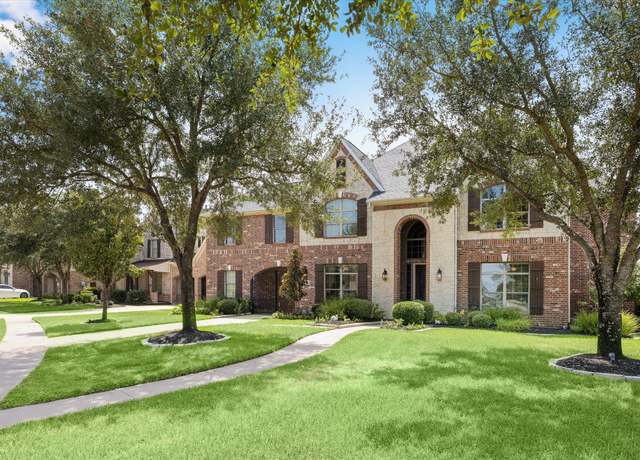 Property at 9119 Brownwood Bend Ct, Cypress, TX 77433, 5 beds, 5.5 baths