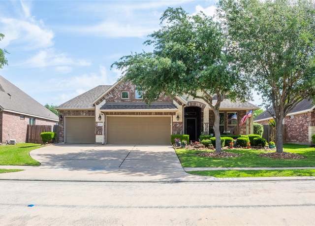 Property at 2807 Spencer Ct, Pearland, TX 77089, 3 beds, 2 baths