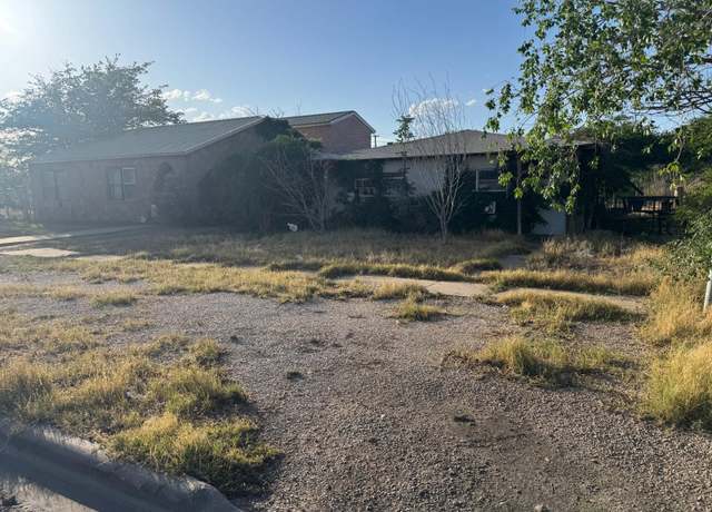 Property at 2014 W 6th St, Odessa, TX 79763, 2 beds, 2 baths