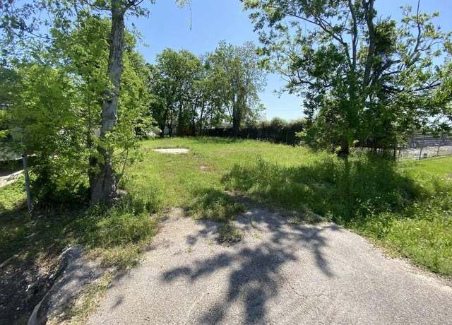 Property at 4555 Warren St, Beaumont, TX 77705