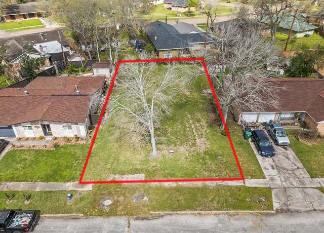 Property at 6406 Mckinstry Blvd, Houston, TX 77085