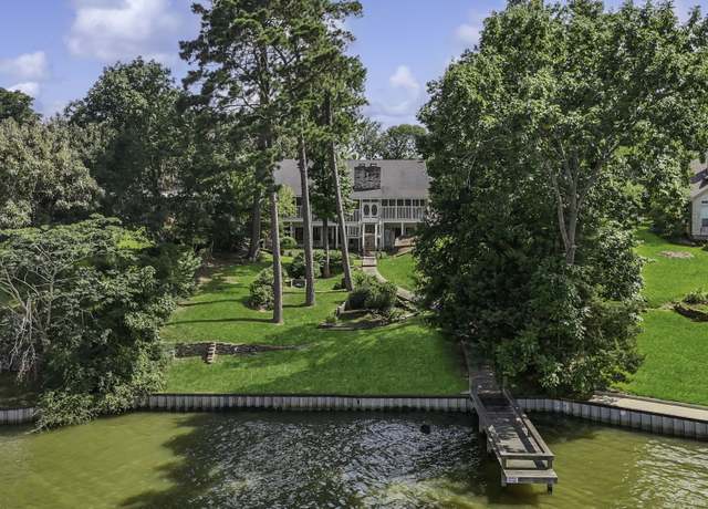 Property at 618 Palmetto Dr, Livingston, TX 77351, 4 beds, 4.5 baths